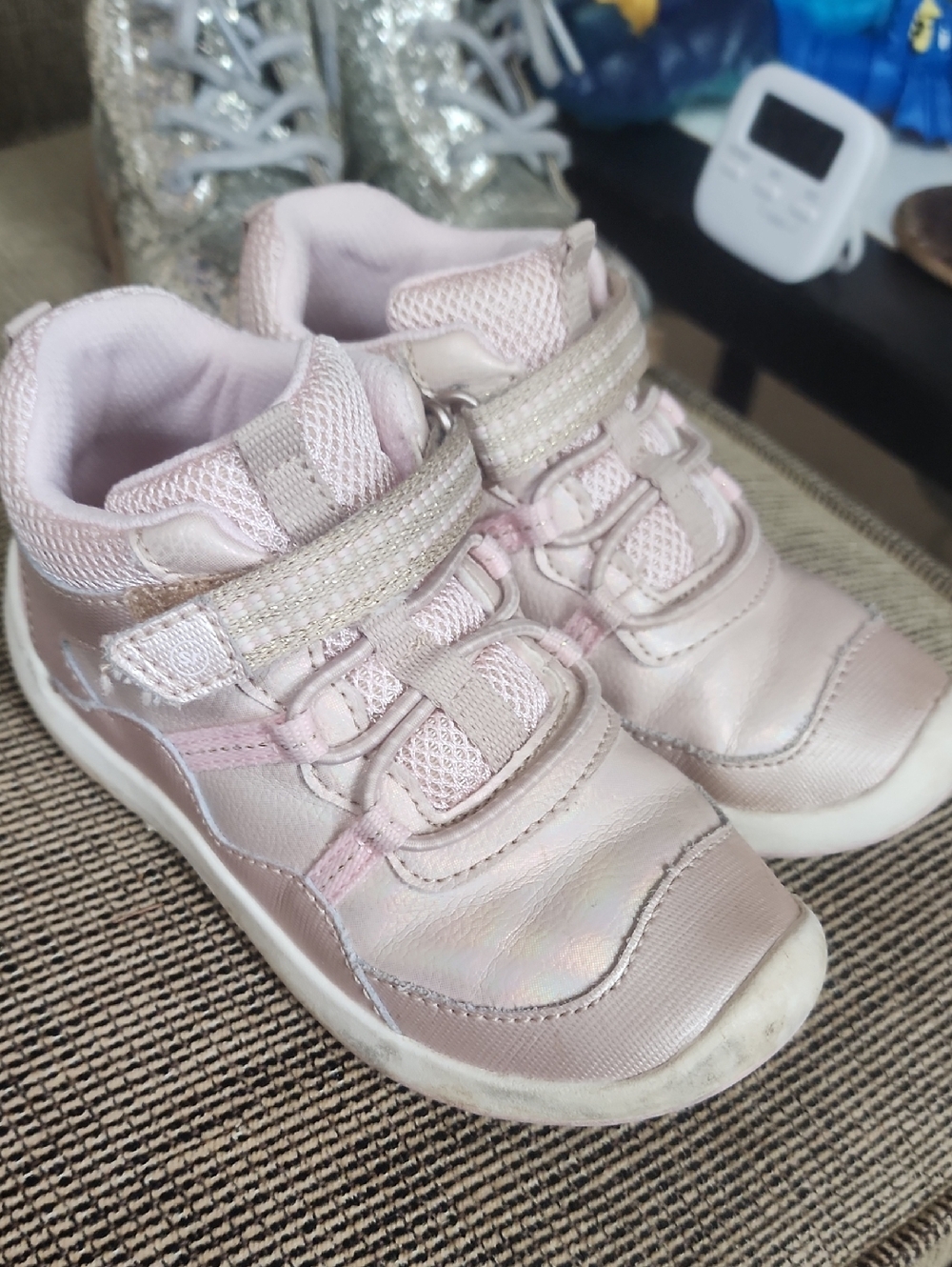 Sz 10M Stride Rite Kids Rover Style Light Pink Leather Velcro Sneaker Boots